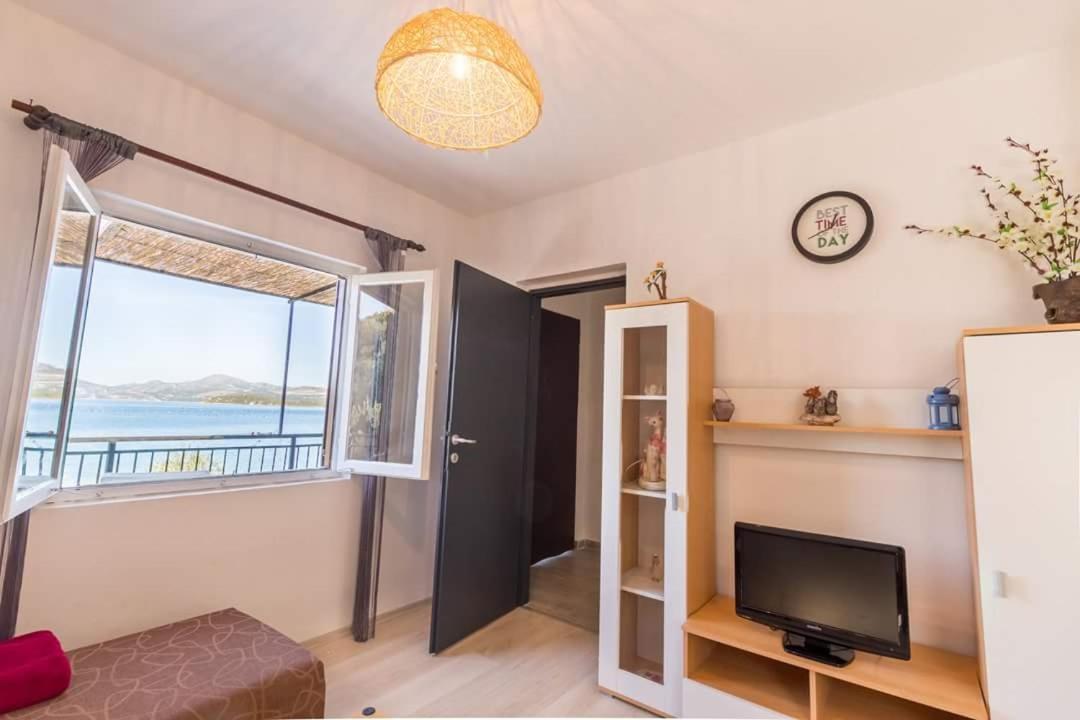 Apartmani Vlahusic Putniković エクステリア 写真